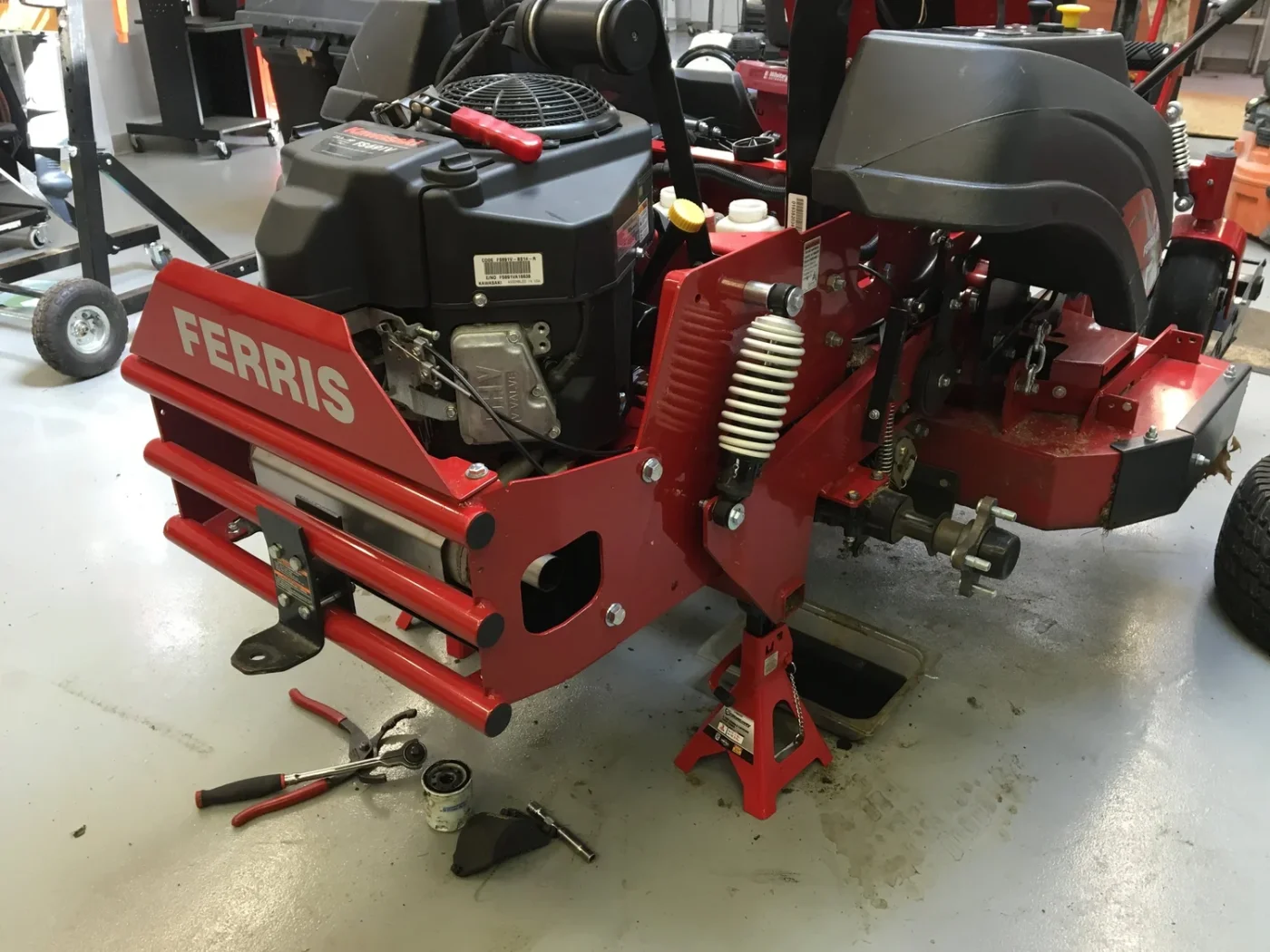 Zero-Turn Mower Maintenance: The Complete Hour-by-Hour Schedule